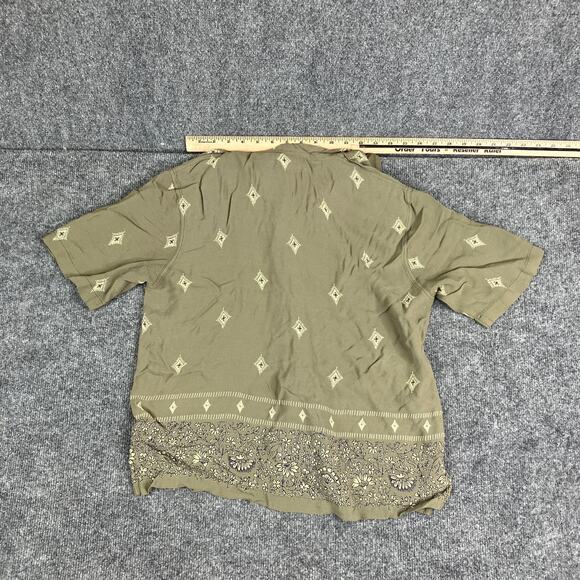 JM Collection Top Womens Size M Green Rayon Embroidered Hem Button Shirt - Picture 5 of 6